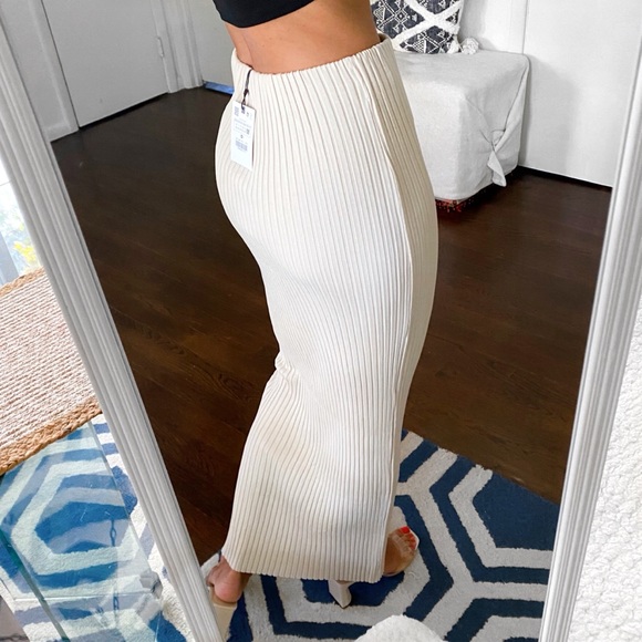 🍂 ZARA STONE RIBBED HIGH WAIST PENCIL MAXI SKIRT! - Picture 3 of 8